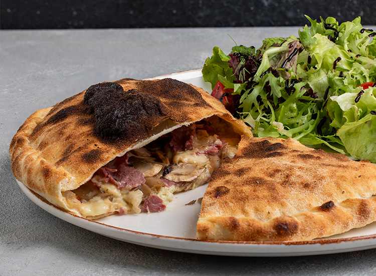 Calzone Porcini e Cotto